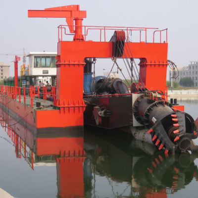 Depth 25m Sea Sand Suction Dredging Equipment Driven By Diesel Engine