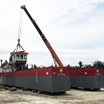 River Dredging Equipment Customized Sand Dredger Boat 700M3/H