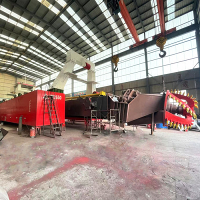Cutter Head River Suction Sand Dredger Ship 26inch River Dredging Machine