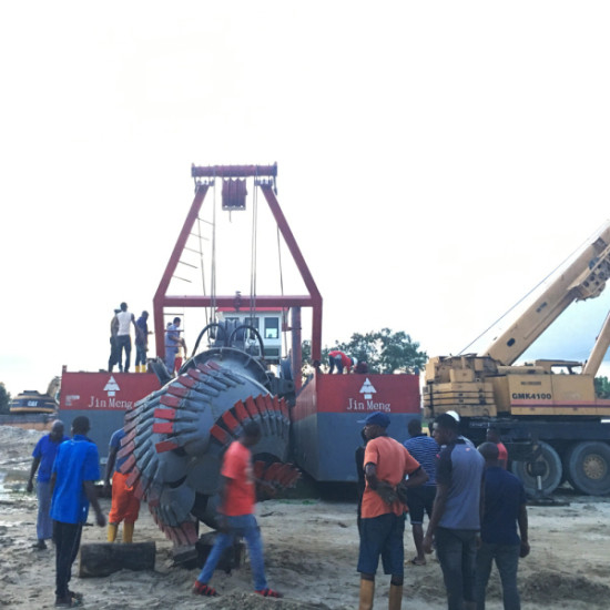 River Dredging Equipment Customized Sand Dredger Boat 700M3/H