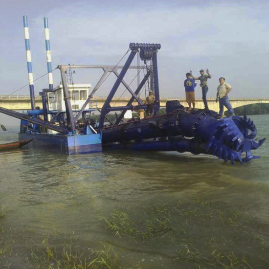 4000m3 Diesel Engine Cutter Head Suction Dredge / Channel Dredger
