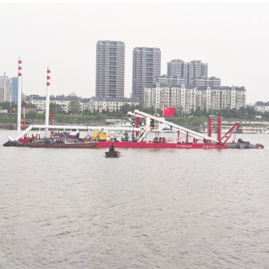 2500m3 18inch Cutter Head River Sea Dredger Machine Driven By Diesel Power