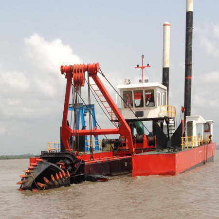 6000m3 26inch Heavy Type Diesel Engine Power Sand Suction Dredger With Cutter Head