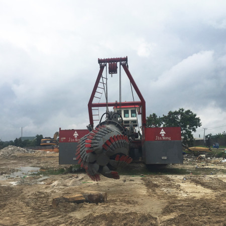 High Capacity Sea Sand Dredger With 1.8m Cutter Head Diameter And 550mm Discharge Pipe