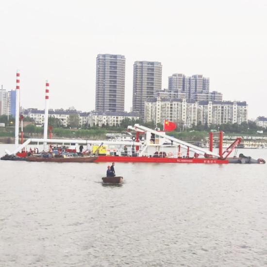 4000 Cubic Meters Per Hour Water Flow Suction Dredger Ship for Heavy Duty Dredging